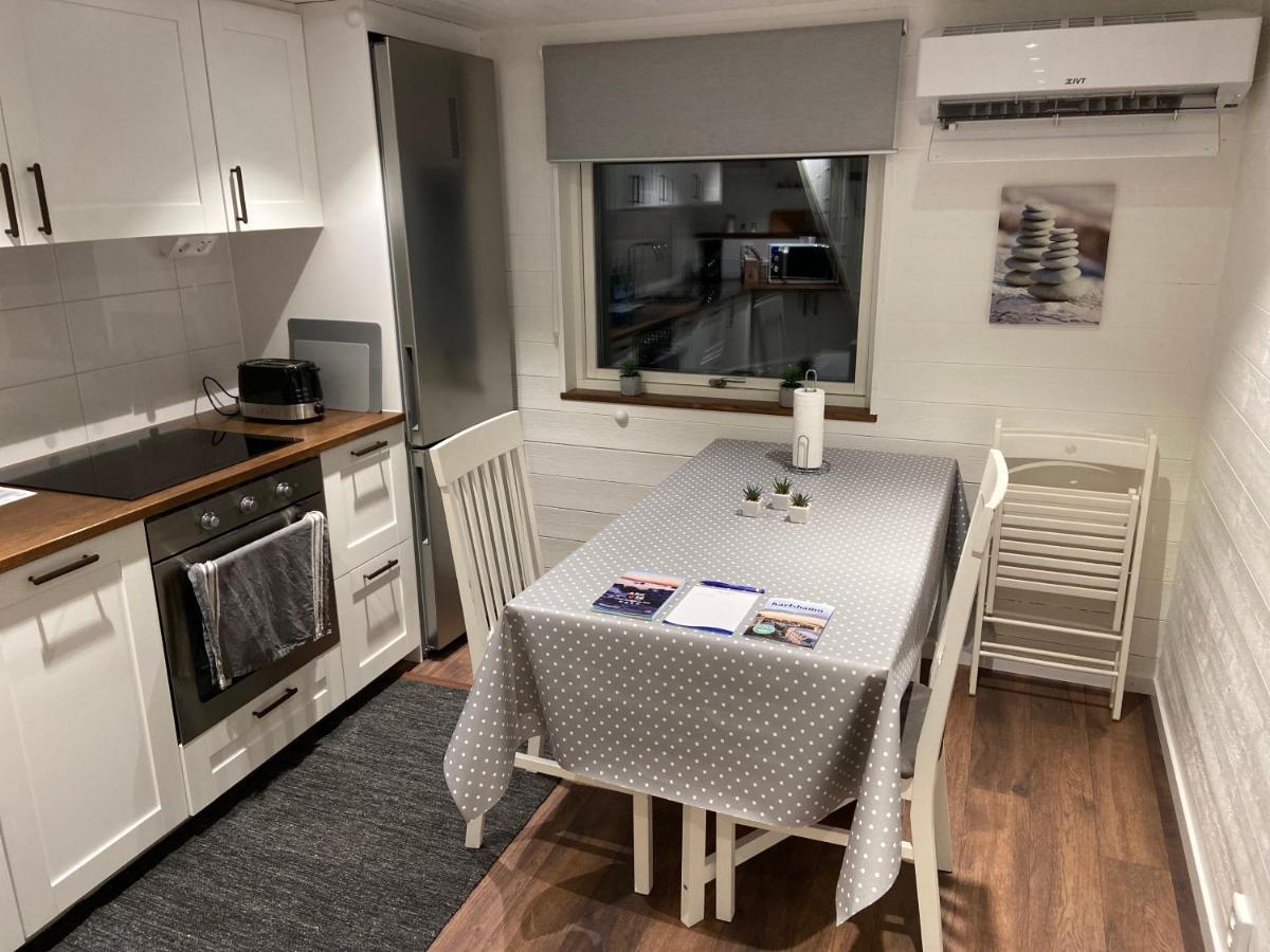 Port Hotel Ocean Villa Karlshamn  Extérieur photo